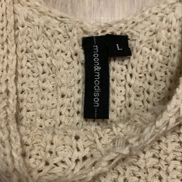 𝅺Moon & Madison Knit Crop Top Cream See Through  Size L - Picture 2 of 6